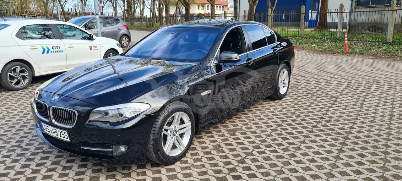 BMW 5 Series F10/F11 2011
