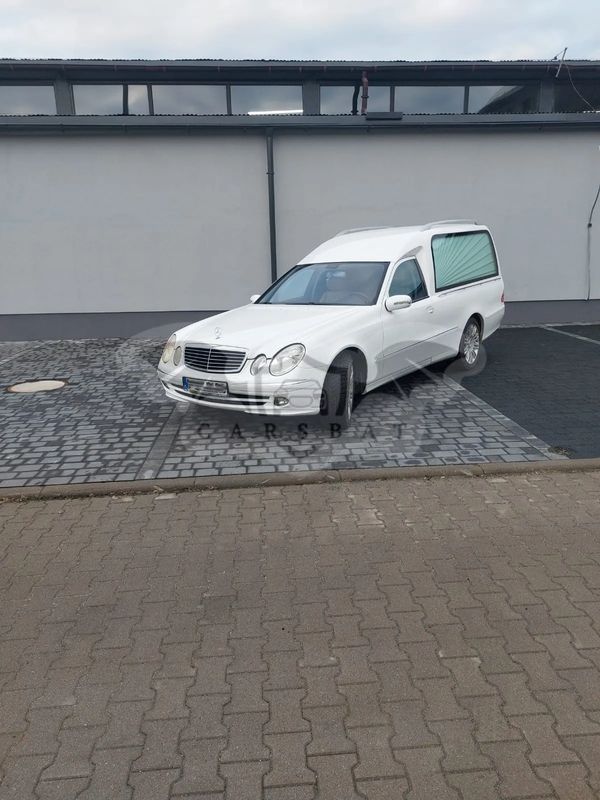 Mercedes-Benz E W211 2005