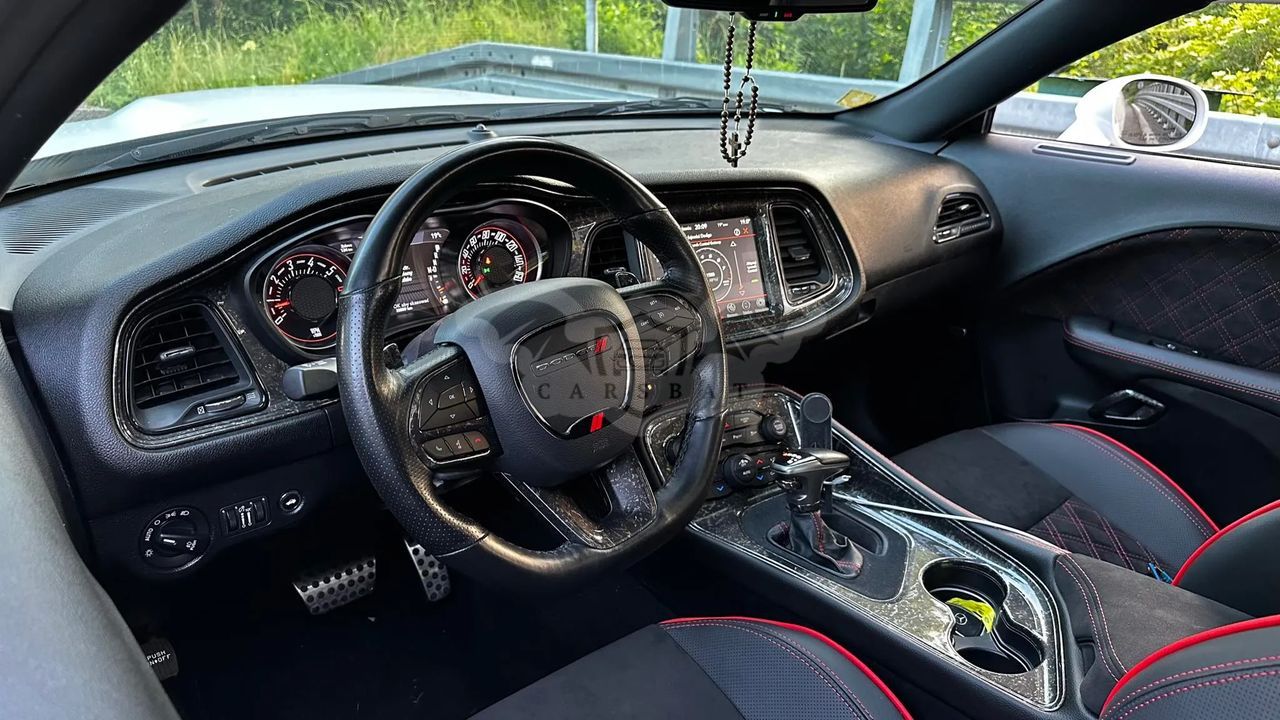 Dodge Challenger 5.7 R/T 2020