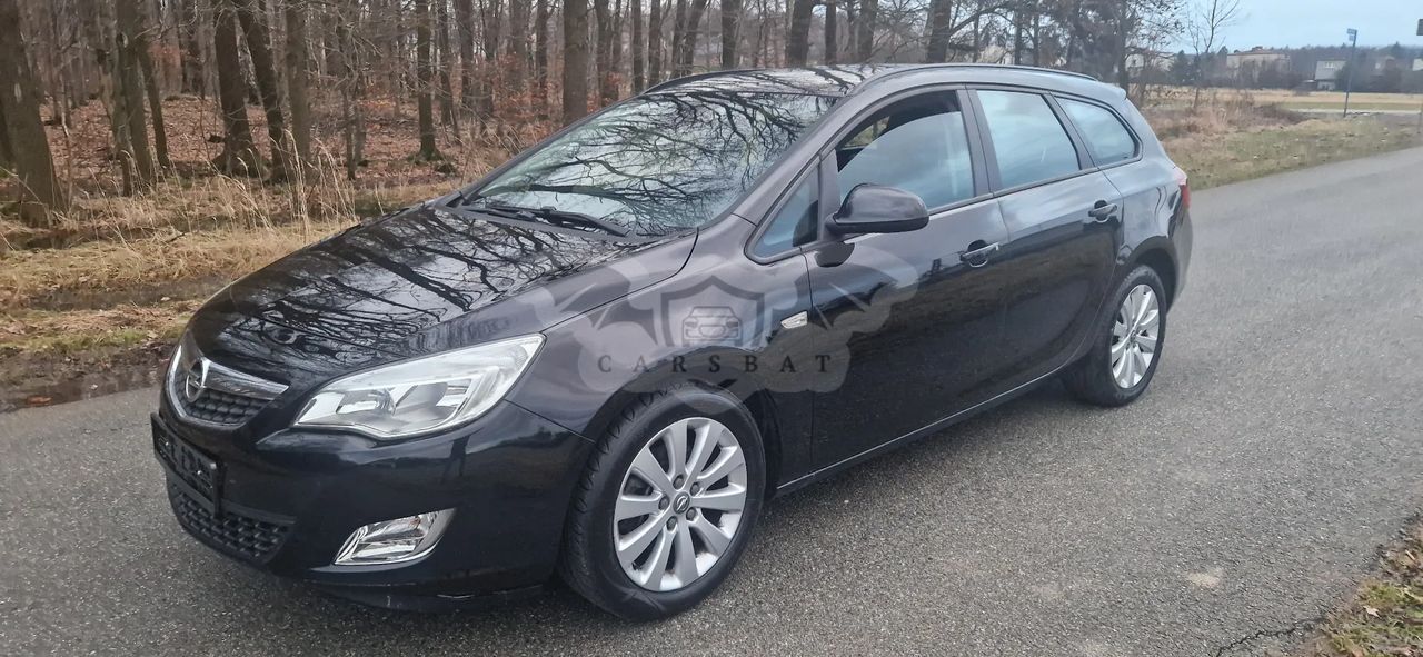 Opel Astra J IV 1.7 CDTI Cosmo 2011