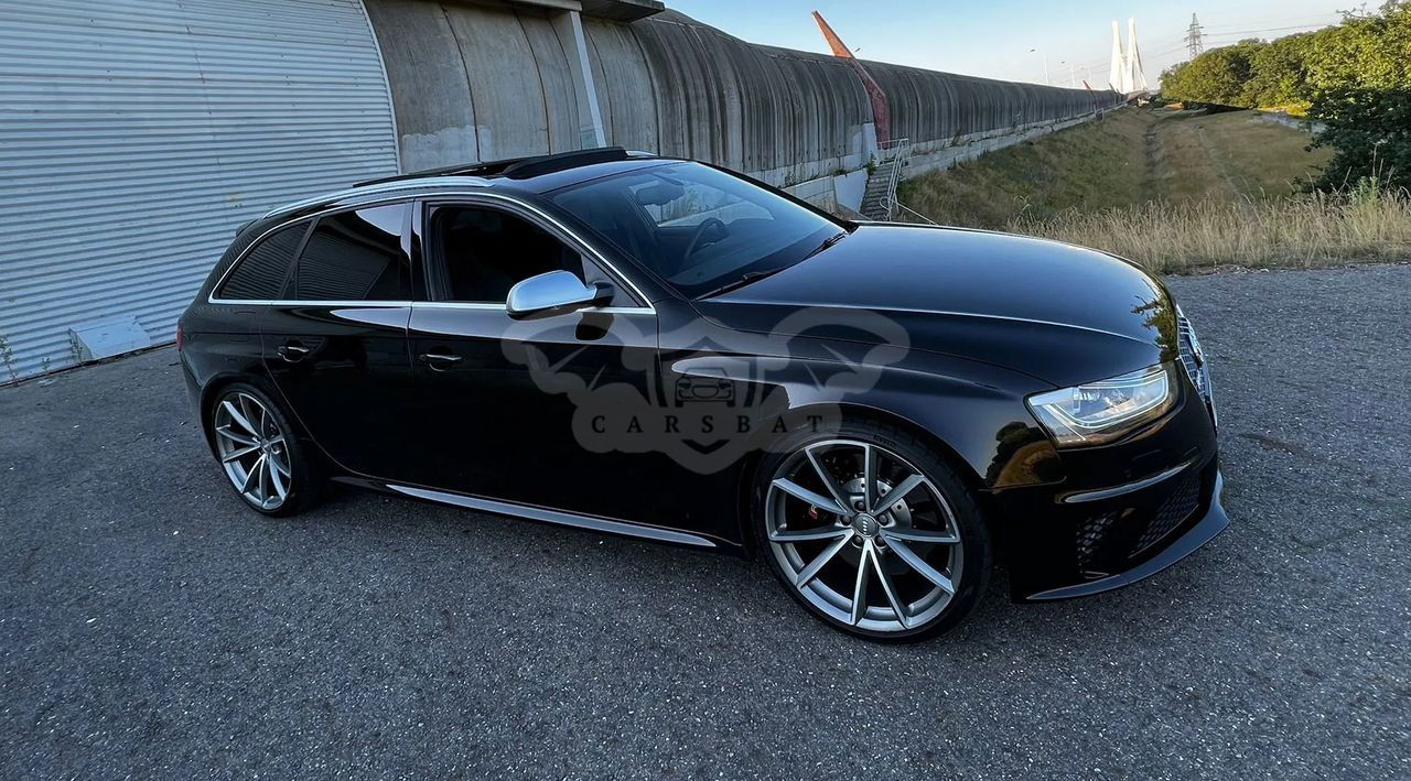 Audi RS4 Avant S tronic 2013