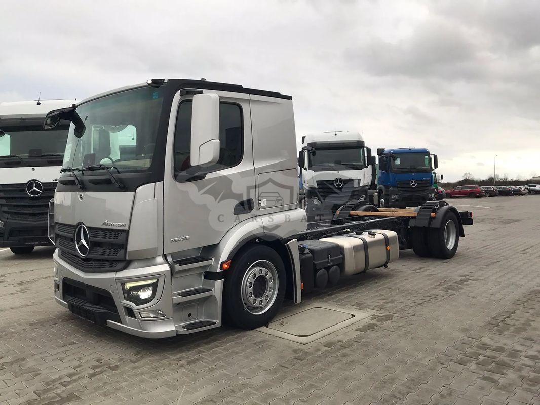 Mercedes-Benz Actros 2023