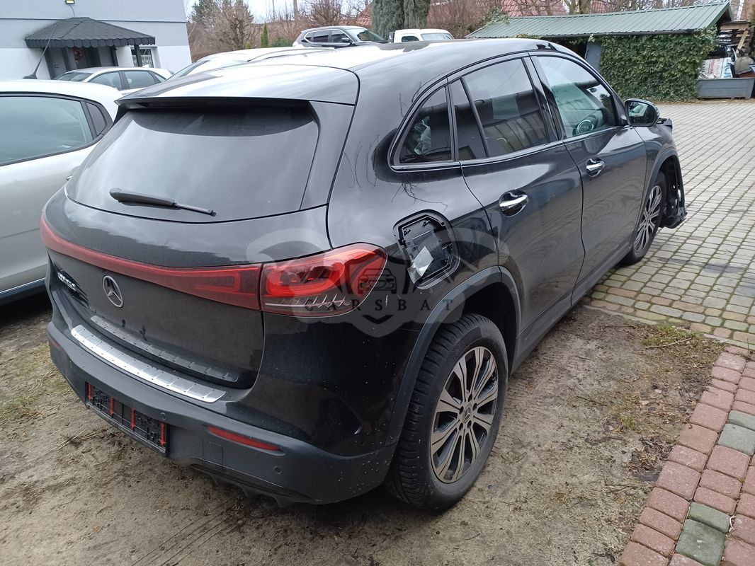 Mercedes-Benz EQA 250 2022