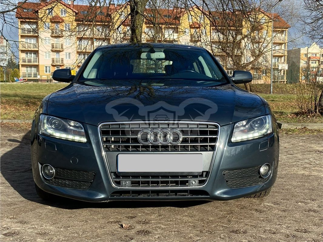 Audi A5 8T 2.0 TDI Sportback DPF multitronic 2010