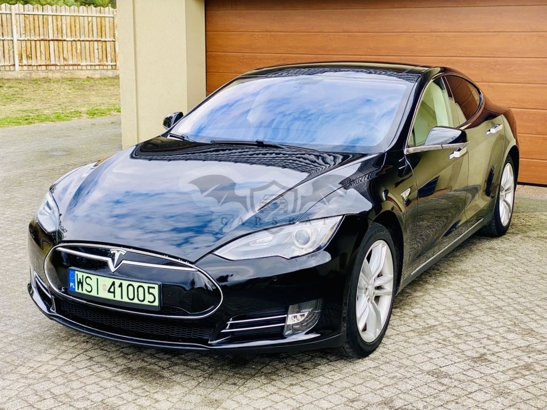 Tesla Model S Standard 2013