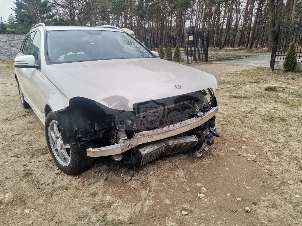 Mercedes-Benz C W204 200 CDI BlueEff Avantgarde 2013