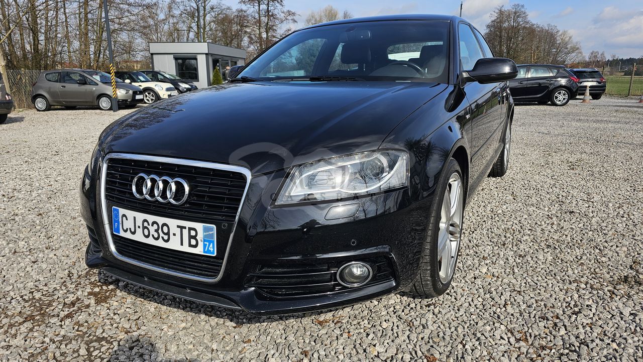 Audi A3 8P 1.6 TDI S line Sportpaket 2012