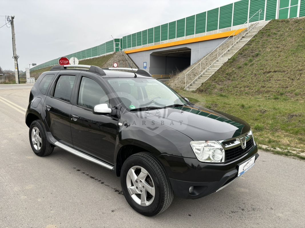Dacia Duster I 1.6 16V 4x2 Prestige 2012