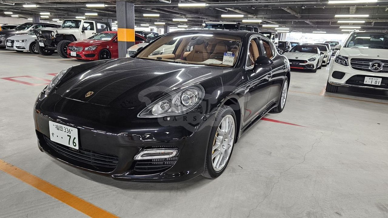Porsche Panamera Turbo 2010