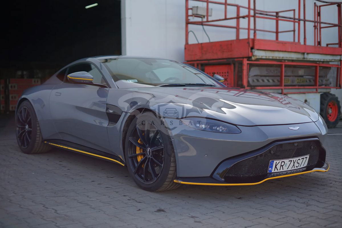 Aston Martin Vantage Standard 2020