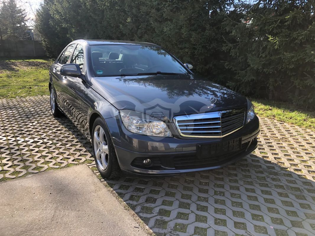 Mercedes-Benz C W204 200 CGI BlueEff Classic 2007
