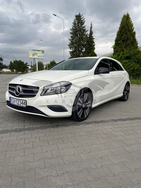 Mercedes-Benz A W176 180 7G-DCT 2013