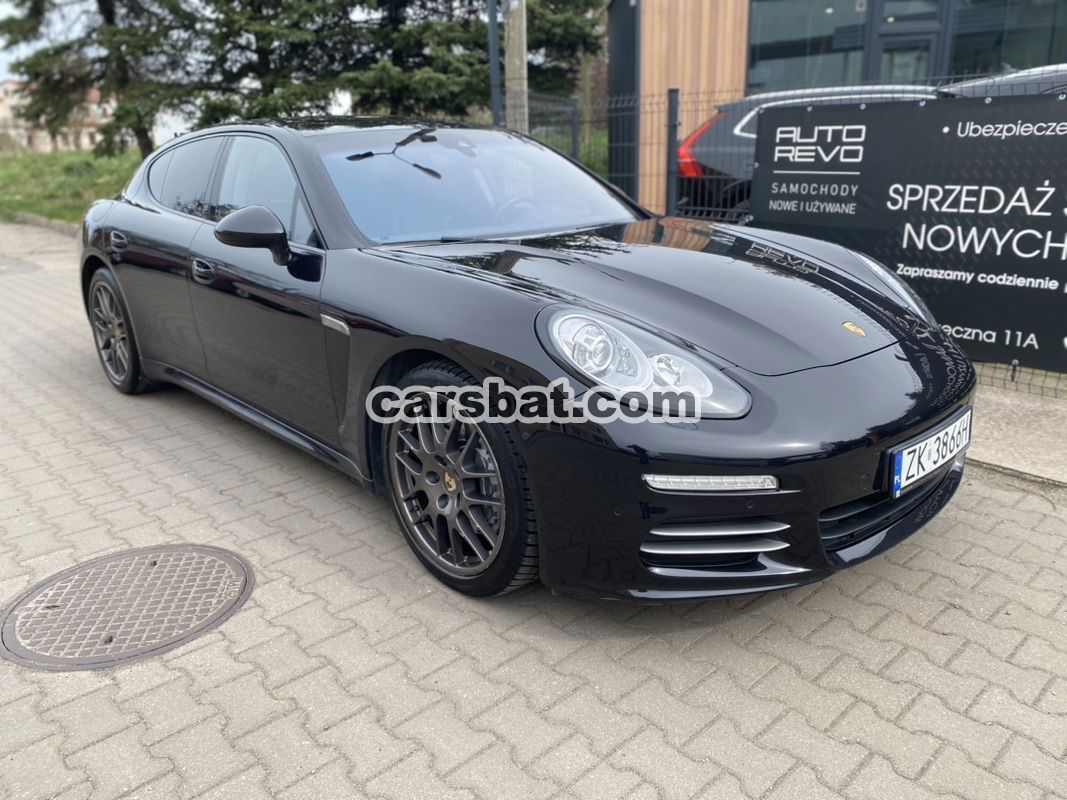 Porsche Panamera 4 2014