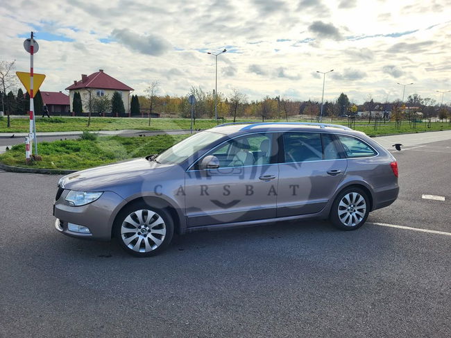 Skoda Superb II Combi 2.0 TSI DSG Elegance 2011