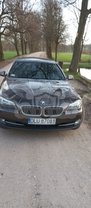 BMW 5 Series F10/F11 520d Touring 2011