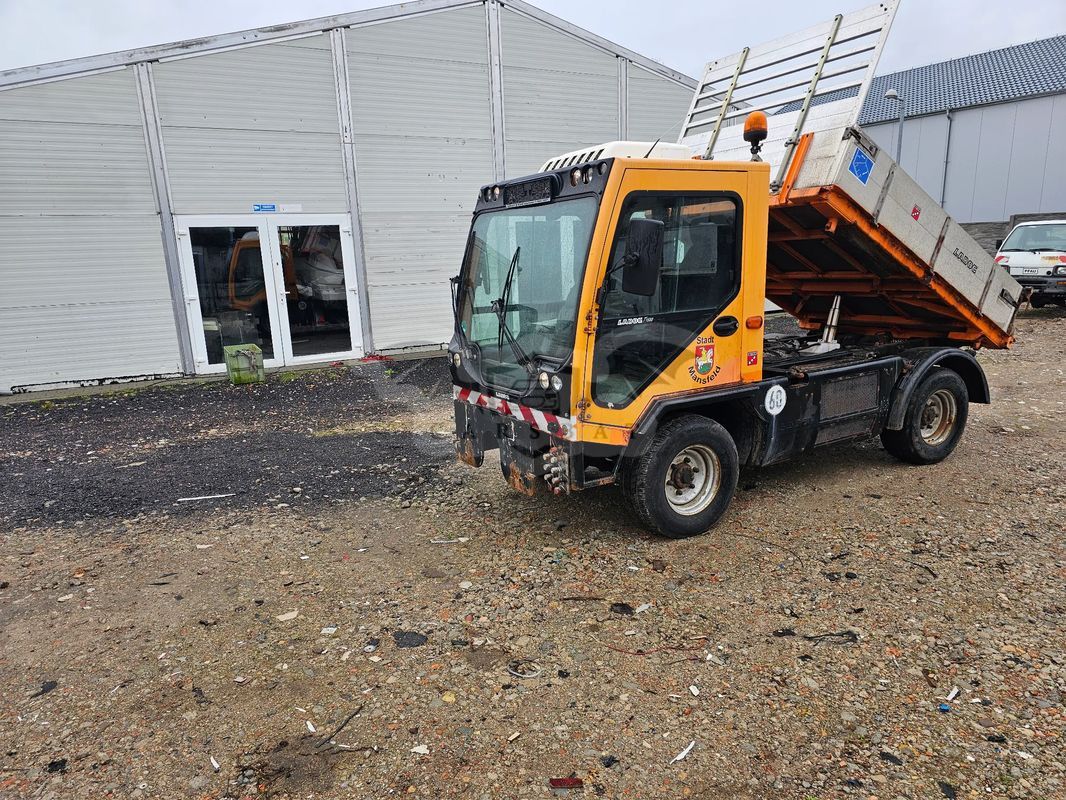 Ladog t1550 4x4 wywrot hydrostat klima pojazd komunalny  4x4 wywrotka hydrostat klima pojazd komunalny 2014