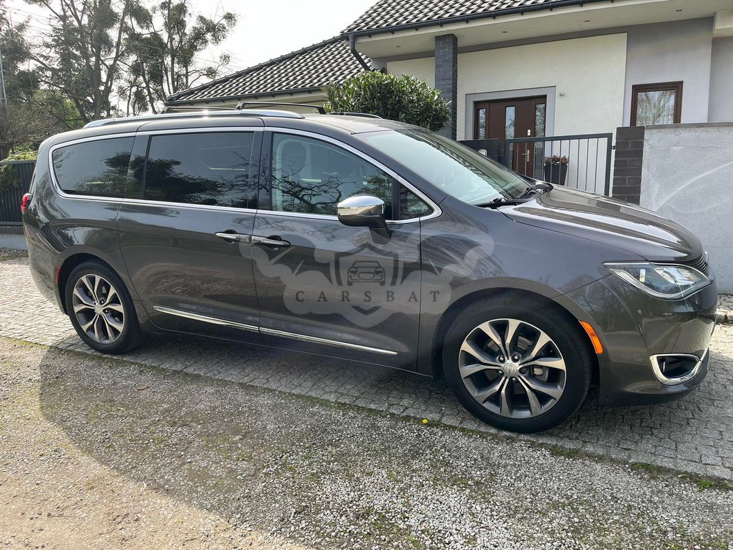 Chrysler Pacifica 2017