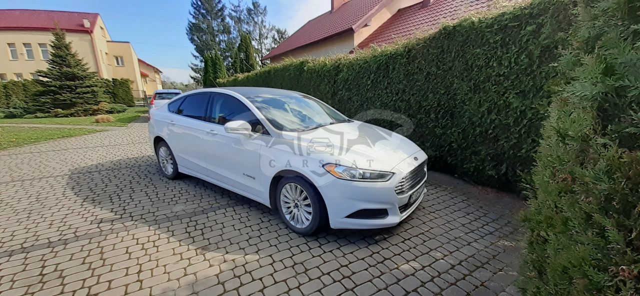 Ford Mondeo Mk5 2.0 Hybrid CVT 2014