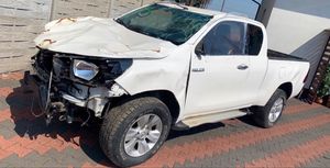 Toyota Hilux 2.4 D-4D Double Cab DLX 4x4 2018