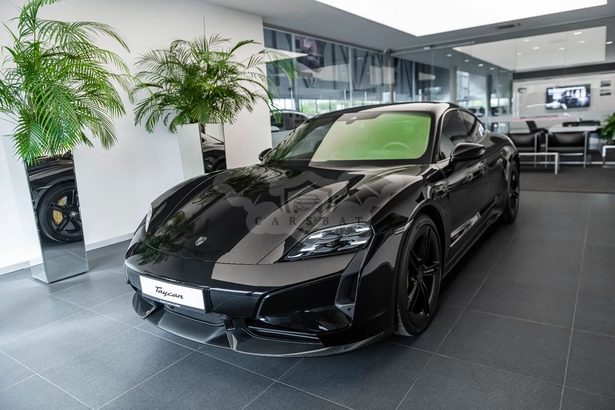 Porsche Taycan 2024