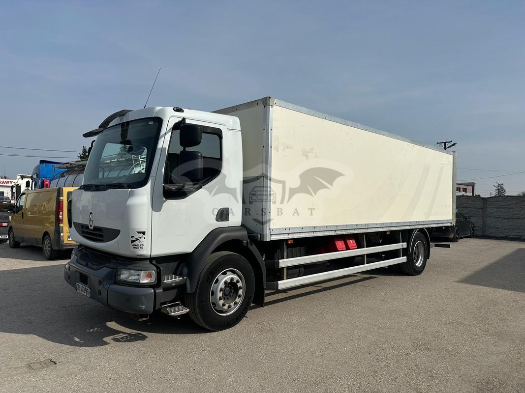 Renault Midlum 2013