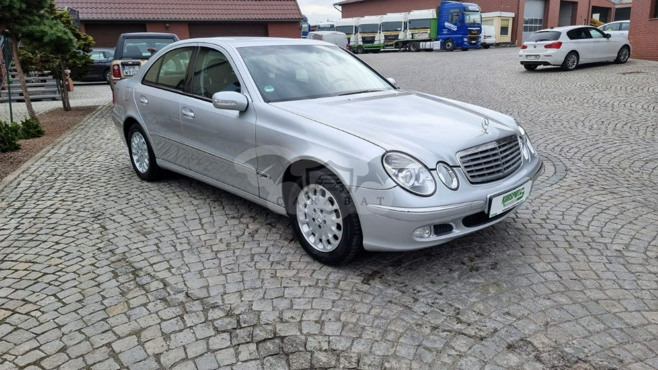 Mercedes-Benz E W211 2003