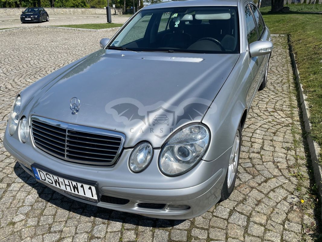 Mercedes-Benz E W211 2004