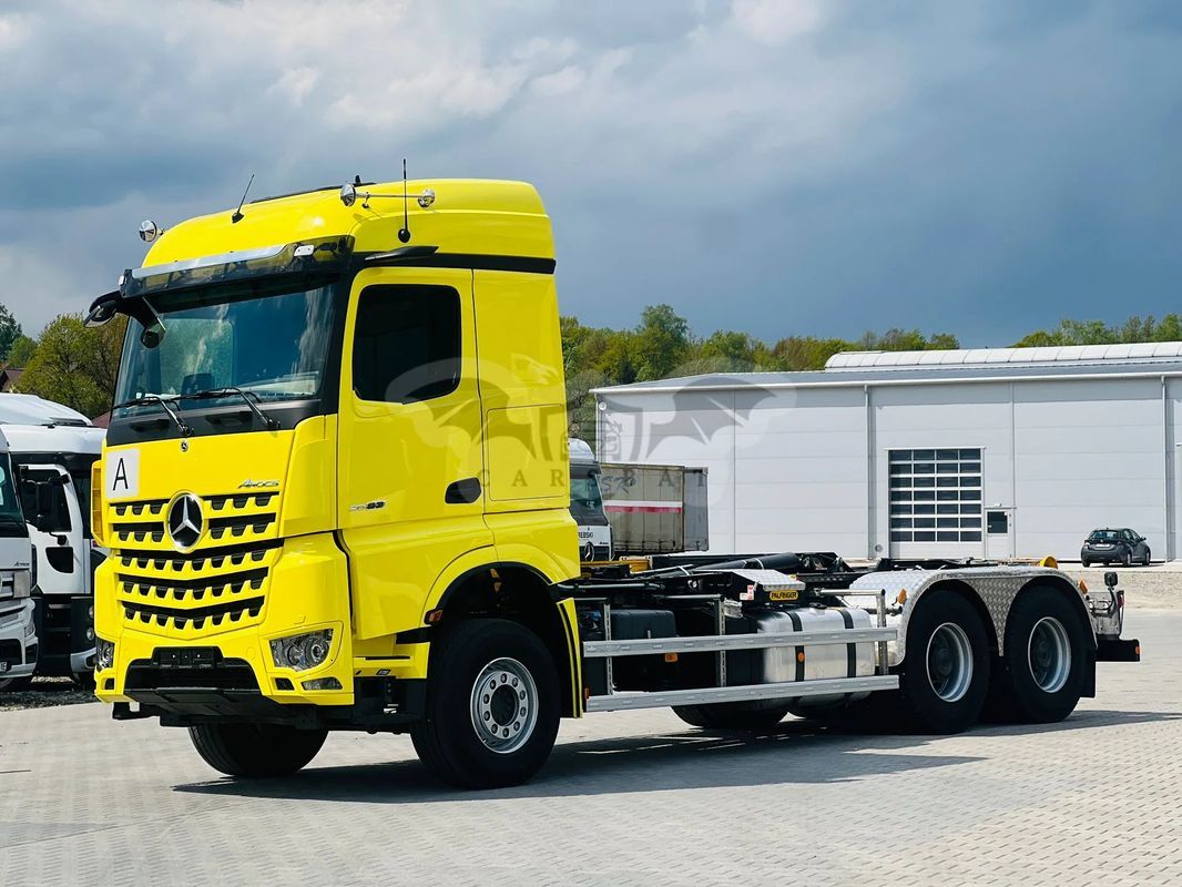 Mercedes-Benz Arocs 2023