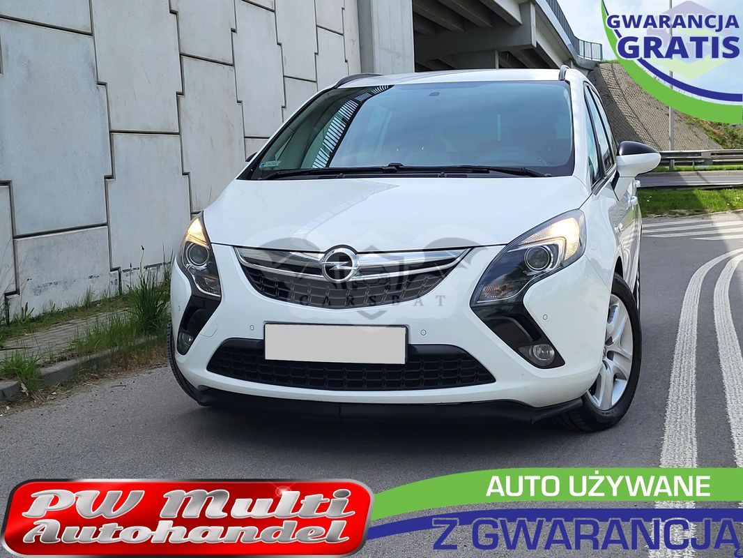 Opel Zafira C 2015