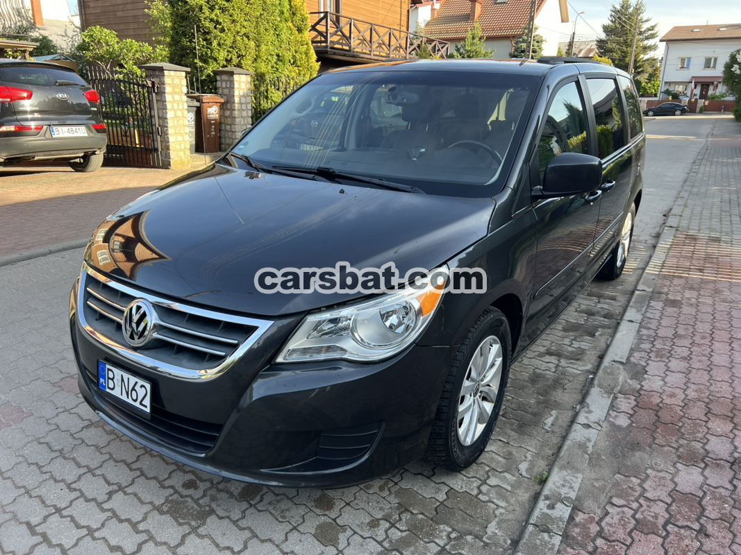 Volkswagen Routan 2012