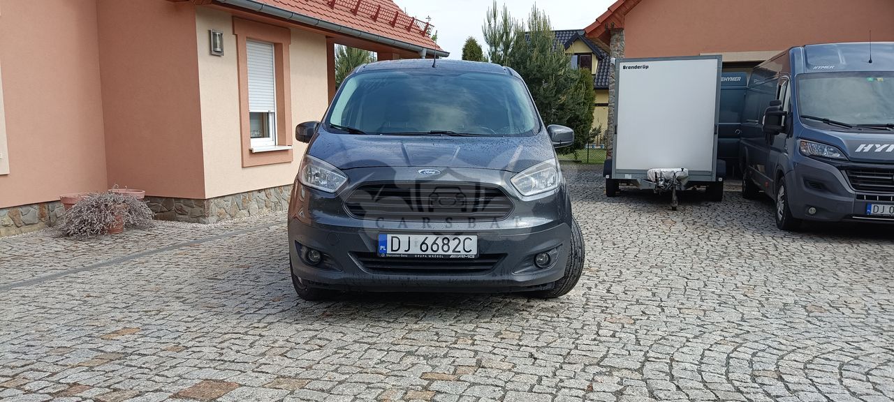 Ford Courier 2016