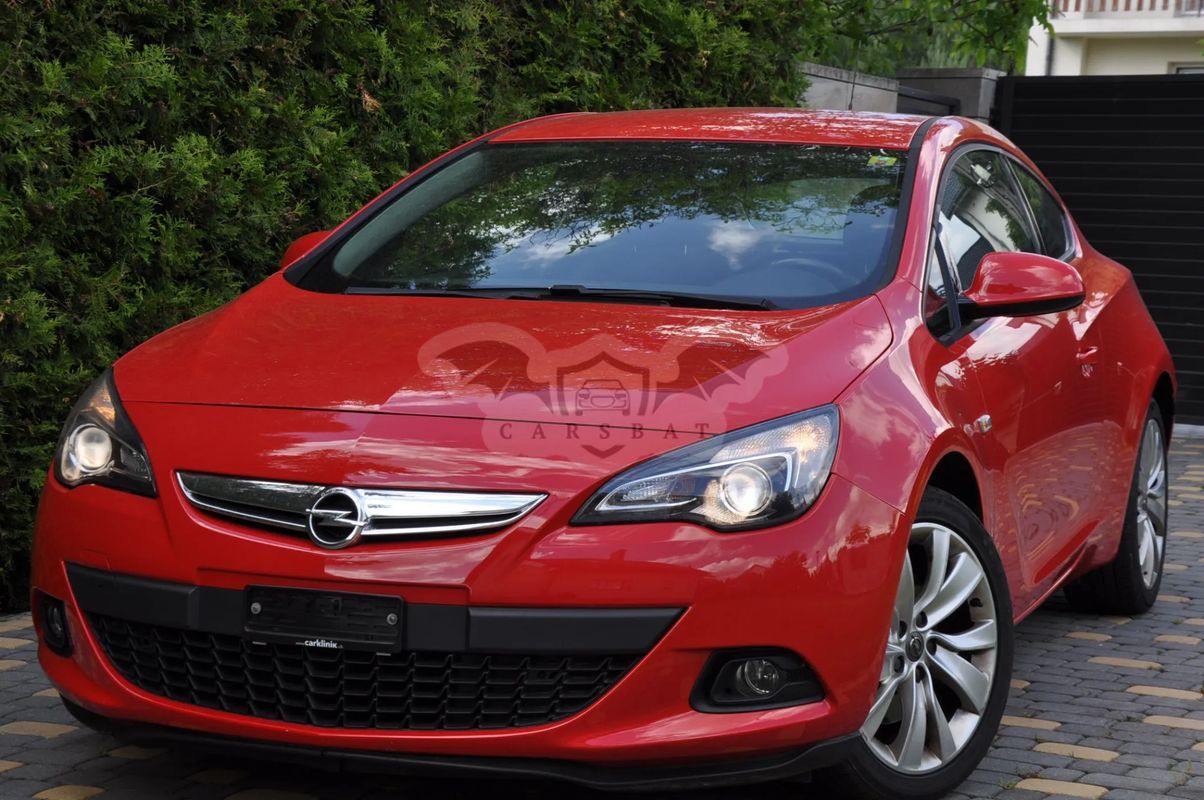 Opel Astra J GTC 1.6 Turbo Sport 2011