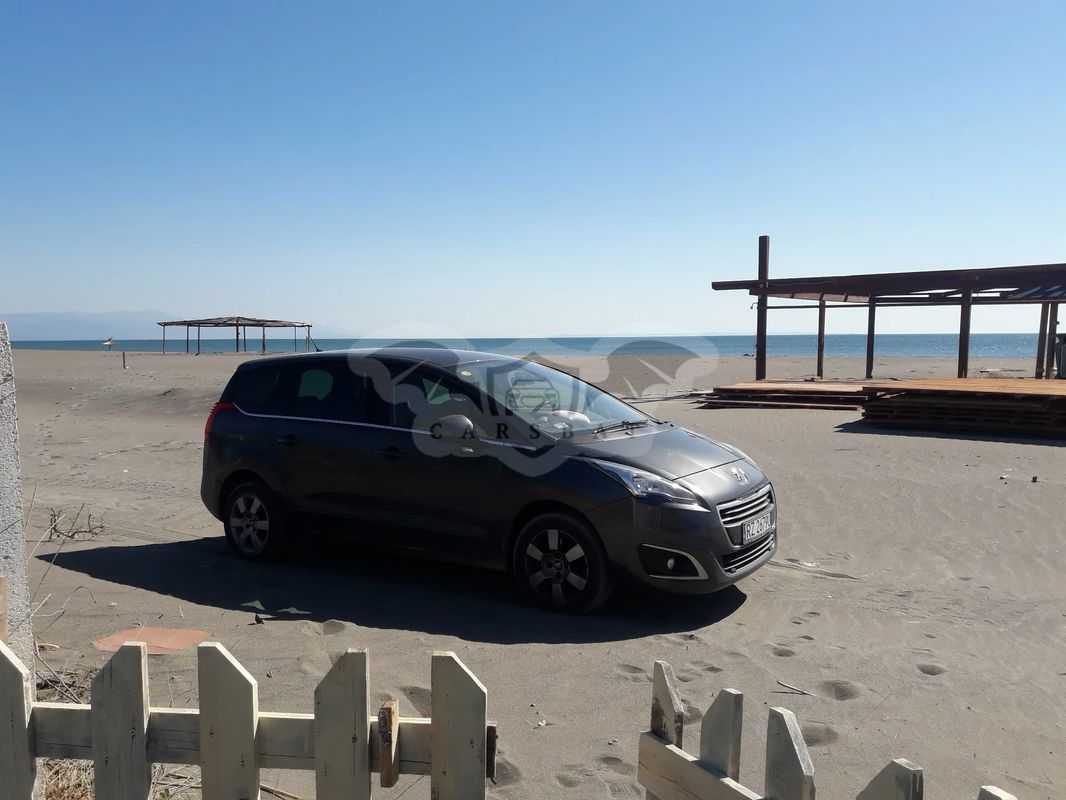 Peugeot 5008 I 2.0 BlueHDi Active 7os 2014