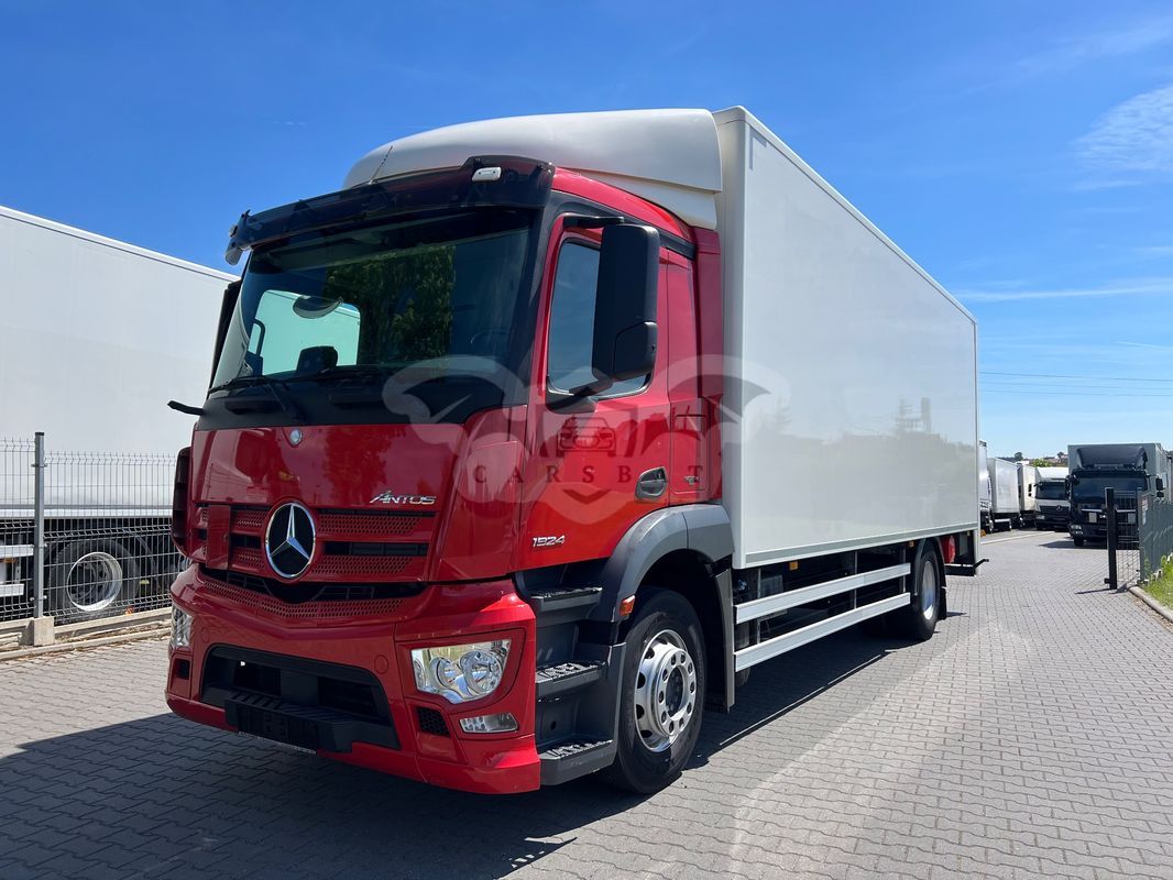 Mercedes-Benz SK 2017