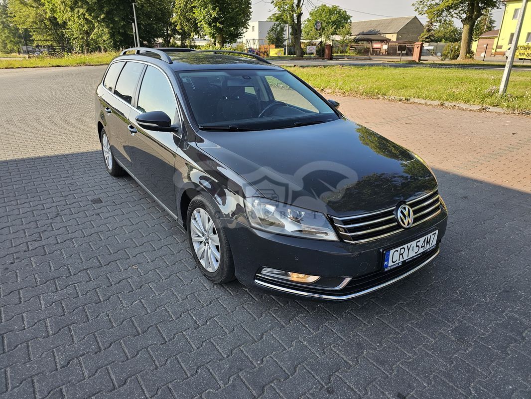 Volkswagen Passat B7 Variant 2.0 TDI 4Motion DPF DSG Comfortline 2011