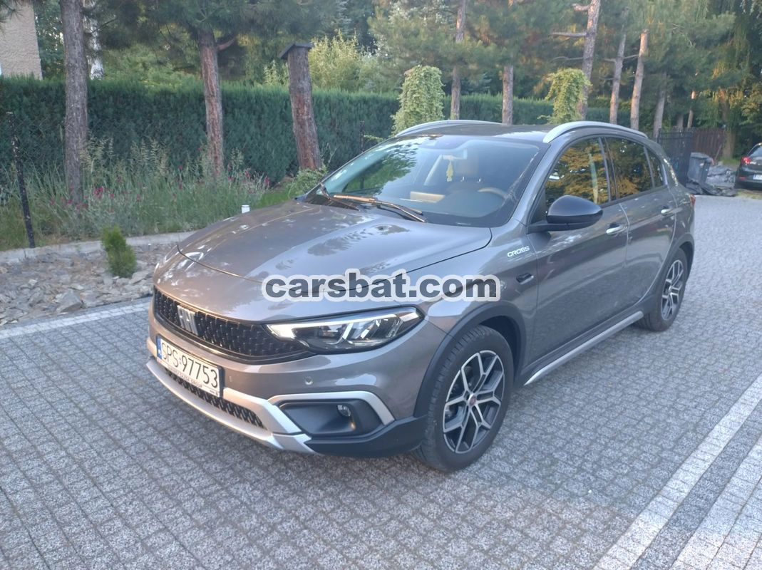 Fiat Tipo II 1.6 MultiJet Cross 2022