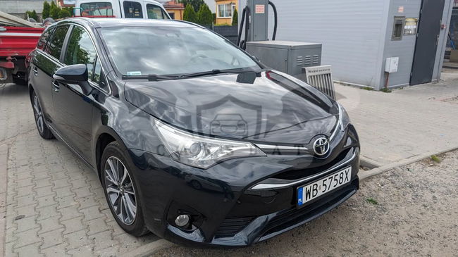 Toyota Avensis III 2.0 D-4D Active Business 2017