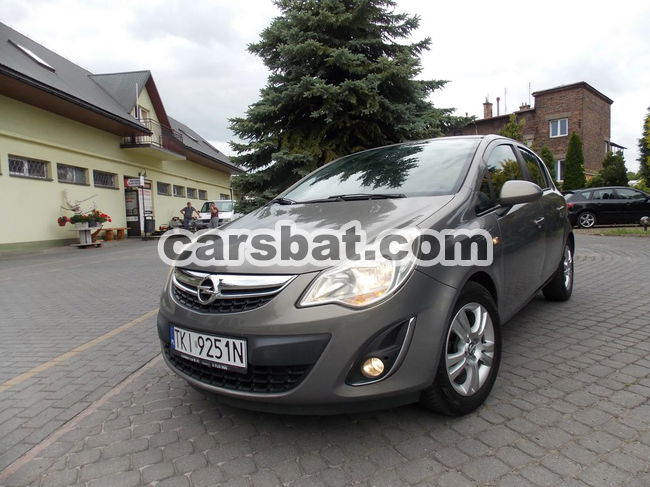 Opel Corsa D 1.2 16V Cosmo 2012