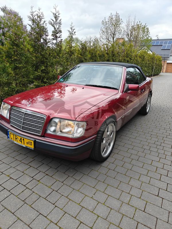 Mercedes-Benz E 1992