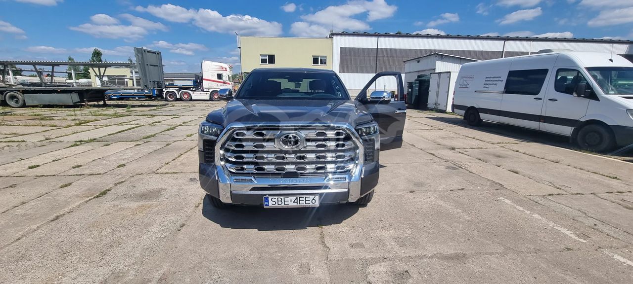 Toyota Tundra 2023