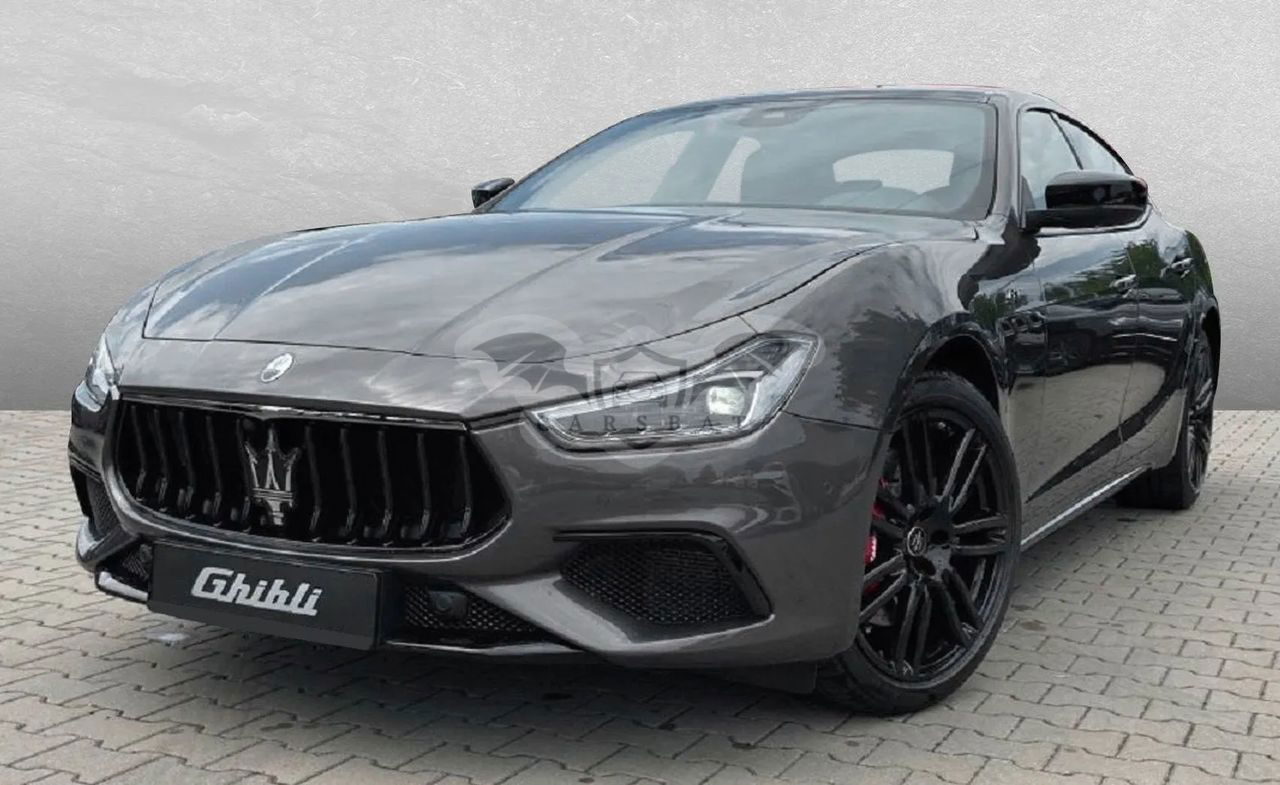 Maserati Ghibli GT Hybrid 2022