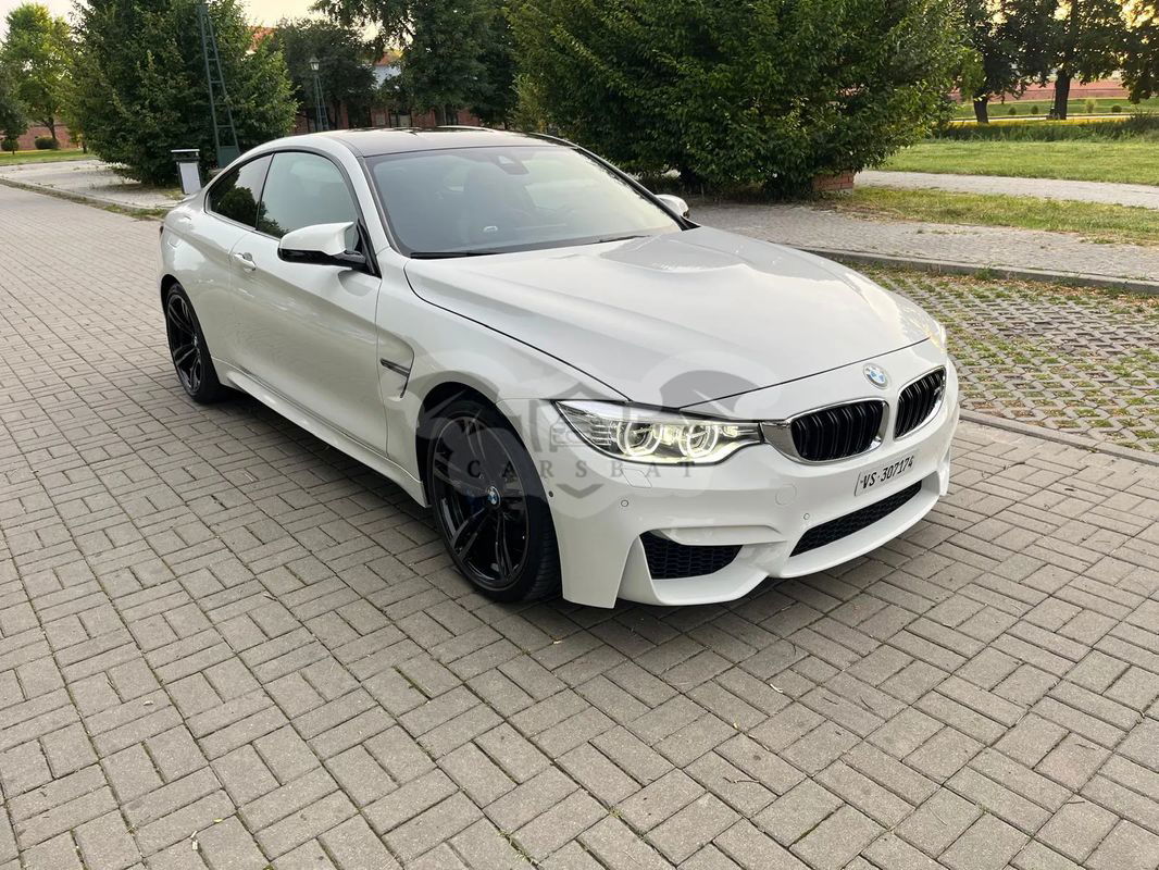 BMW M4 2016
