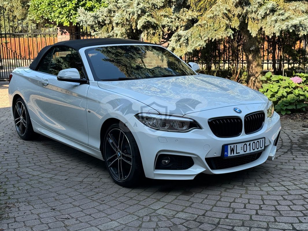 BMW 2 Series 220i 2021