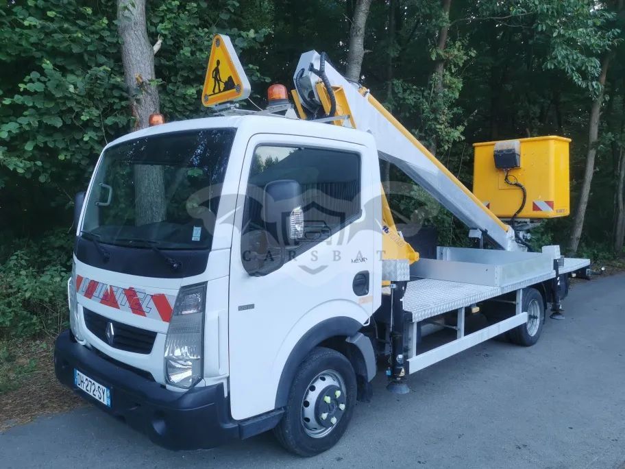 Renault Maxity 2014