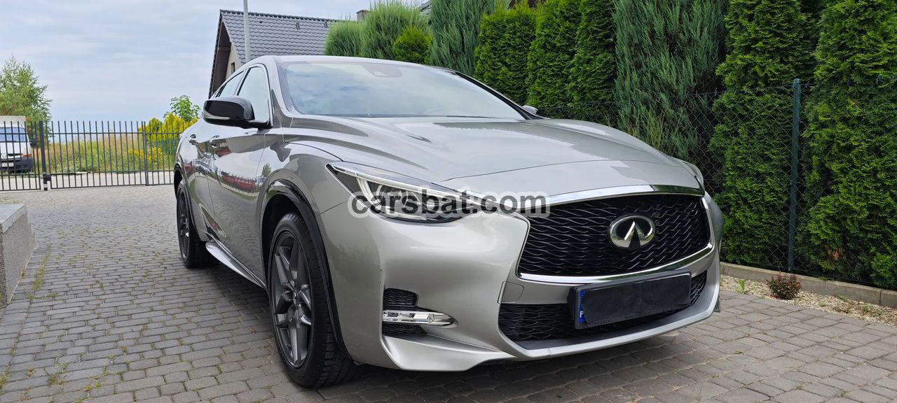 Infiniti Q30 1.6t Sport 7DCT 2017