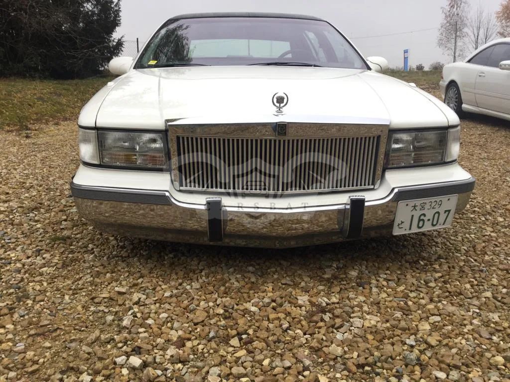 Cadillac Fleetwood 1999