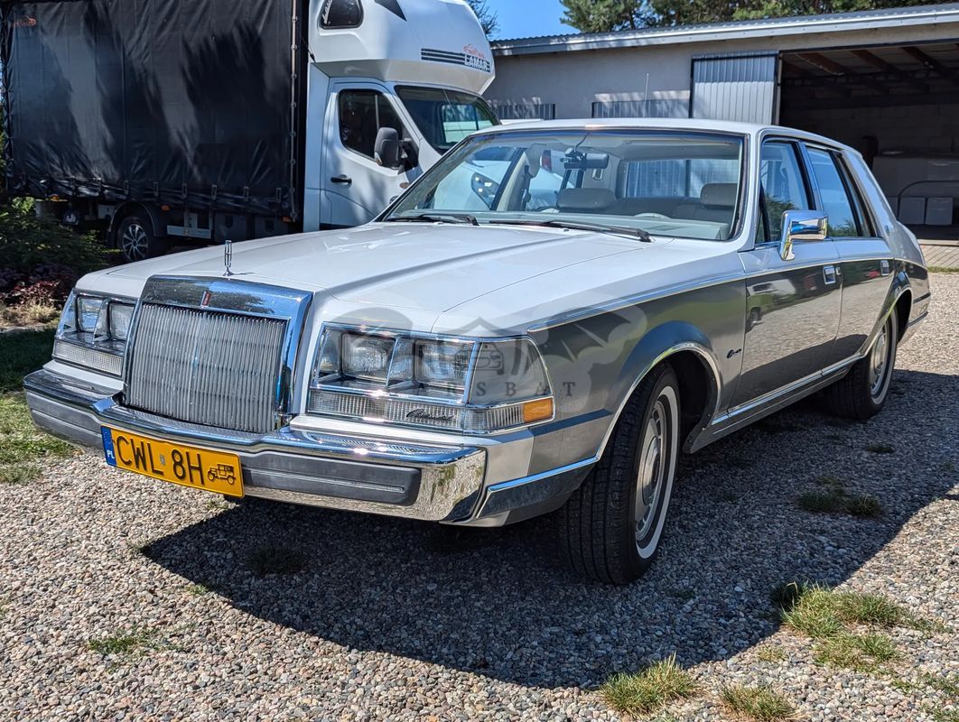 Lincoln Continental 1985