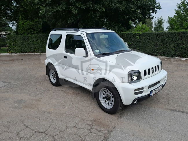 Suzuki Jimny 2011
