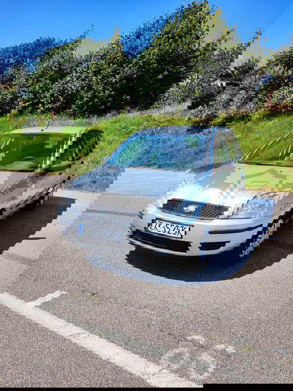 Ford Fusion 1.4 + 2005