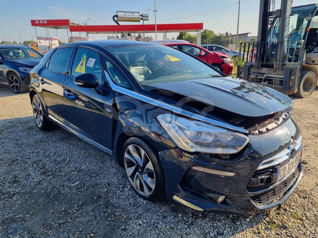 Citroën DS5 2.0 HDi Hybrid4 SportChic MCP 2012